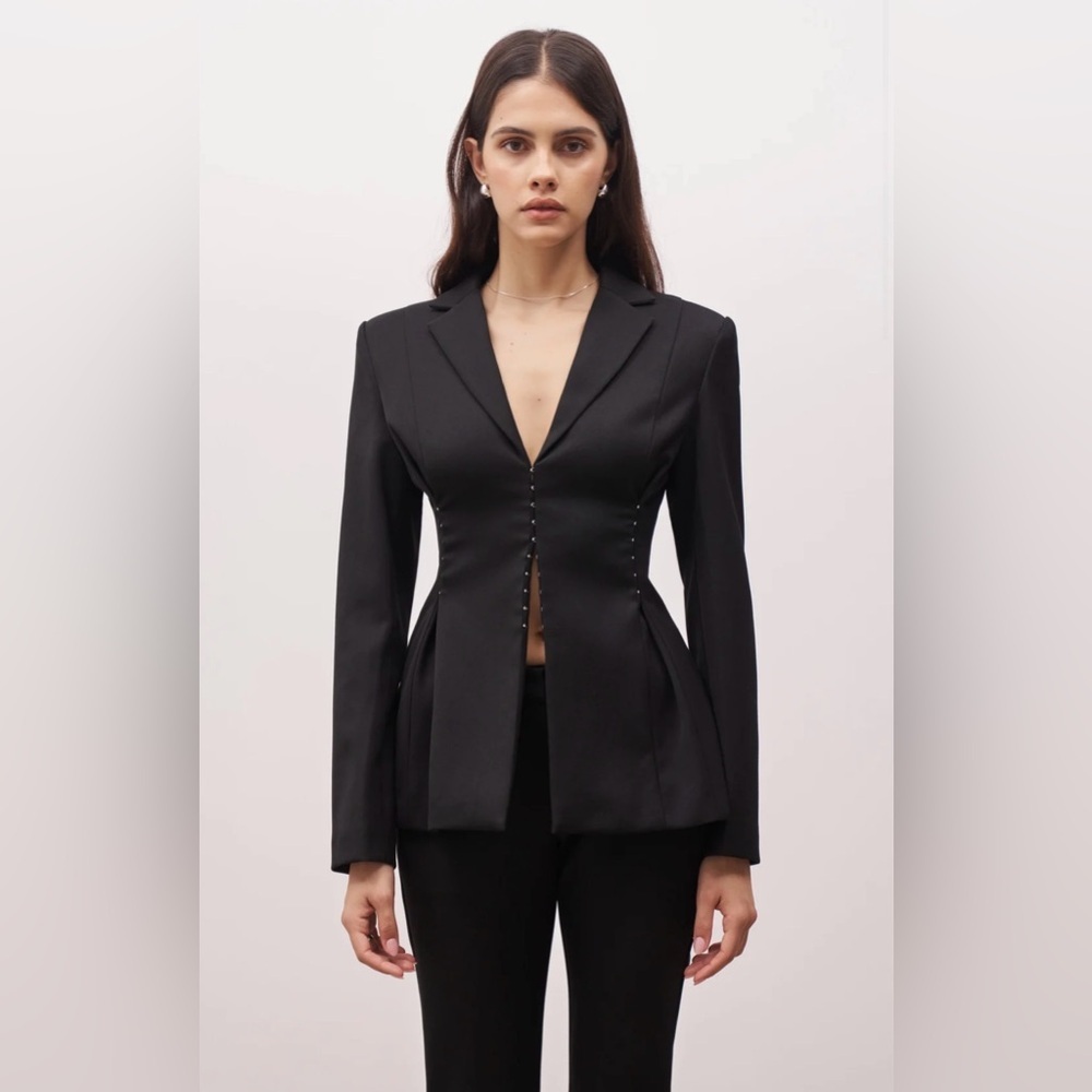 Boa. Nwt $284 Hook & Eye Hourglass Blazer Ptp 18”